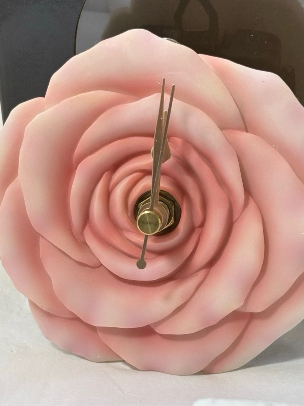 Pink Rose Desk Clock - 4”. New in box. Battery operated